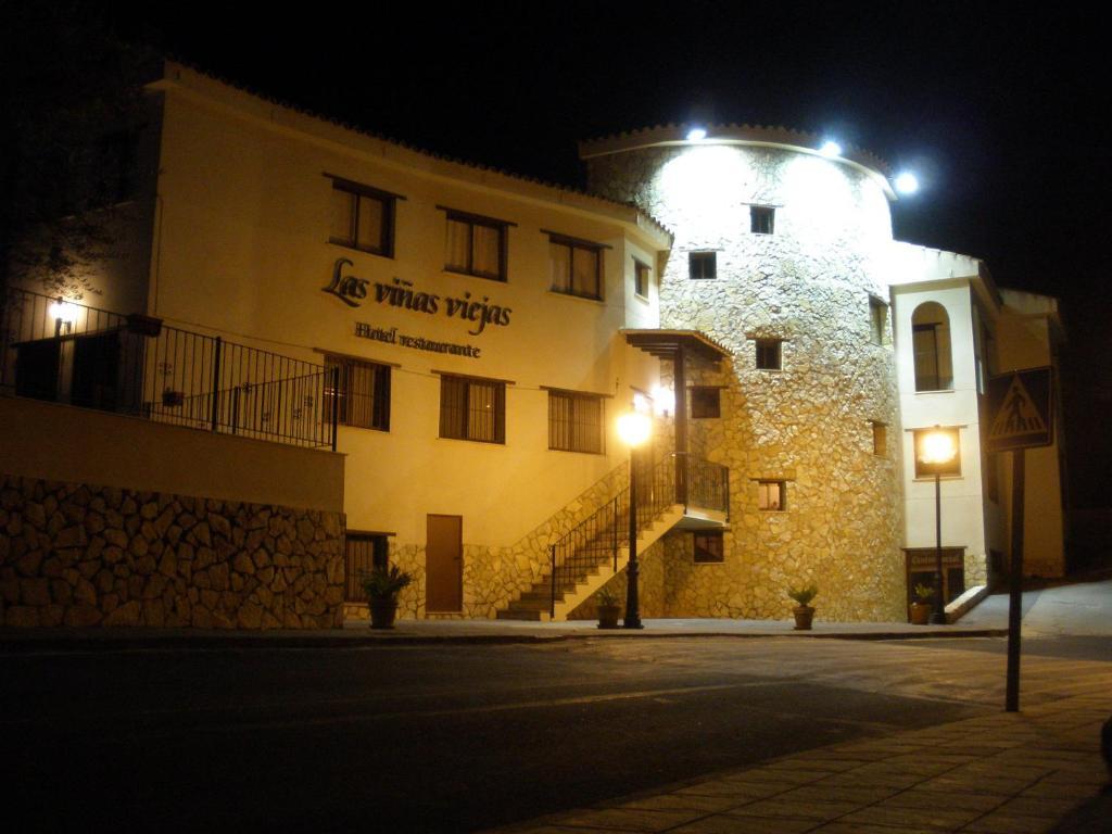 Hotel Restaurante Vinas Viejas Fuentes de Ayódar Exterior foto